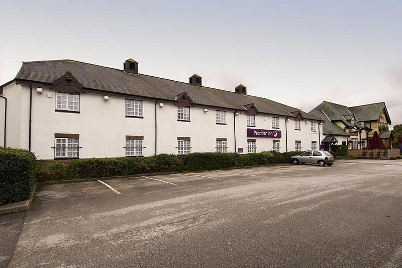 Premier Inn Premier Inn Wirral Greasby Kültér fotó
